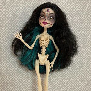 Monster High Skelita Calaveras Dia De Muertos Howliday Edition 2023 Doll Only